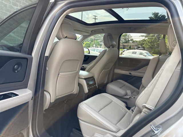 Photo of 2020 Iced Mocha Metallic Premium Colorant Lincoln Aviator
