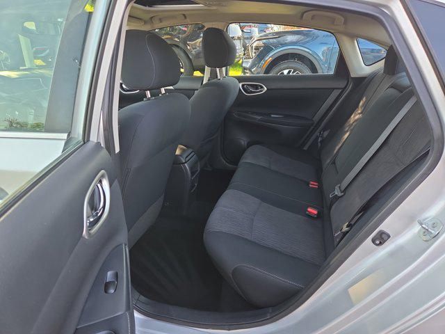 Photo of 2015 Brilliant Silver Nissan Sentra