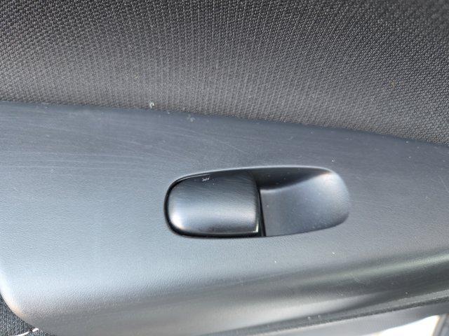 Photo of 2015 Brilliant Silver Nissan Sentra