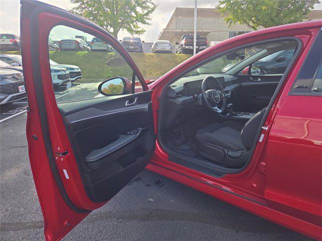 Photo of 2025 Runway Red Kia K5
