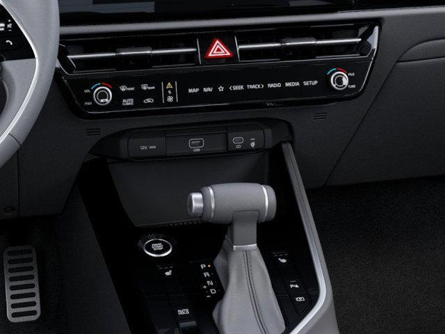 Photo of 2025 Green Kia Niro