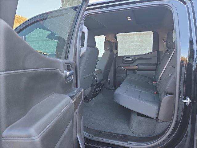Photo of 2021 Black Chevrolet Silverado 1500