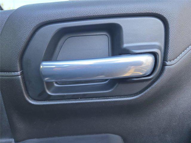 Photo of 2021 Black Chevrolet Silverado 1500