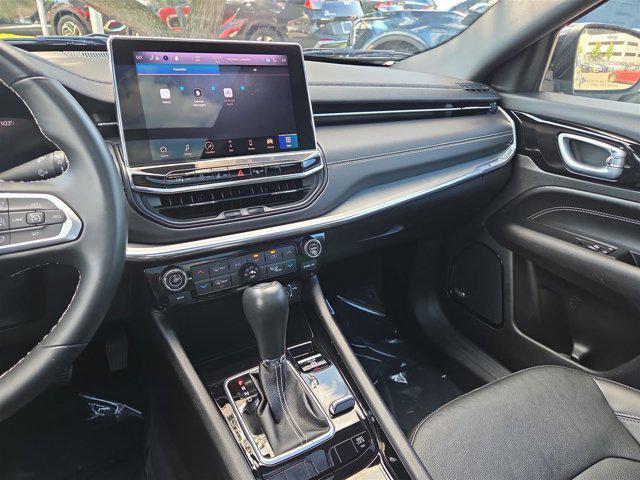 Photo of 2022 Billet Silver Metallic Clearcoat Jeep Compass