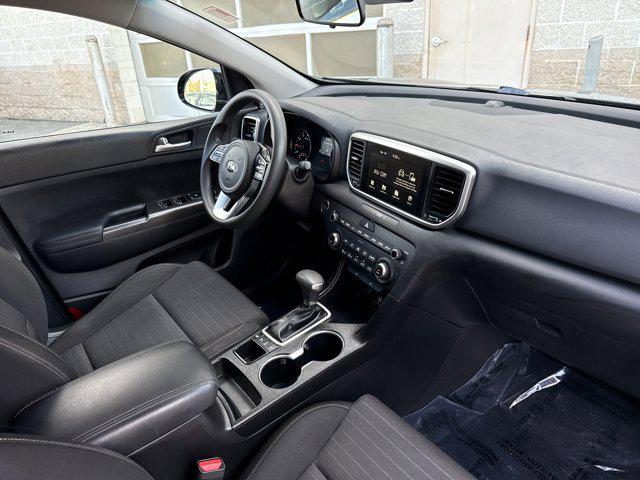 Photo of 2022 Black Cherry Kia Sportage
