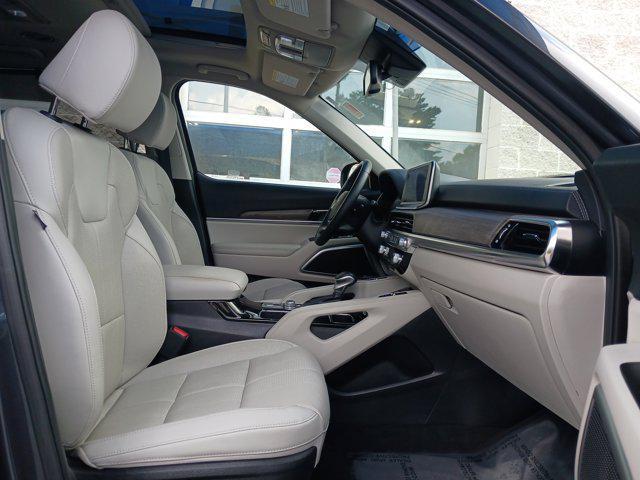 Photo of 2022 Gravity Grey Kia Telluride