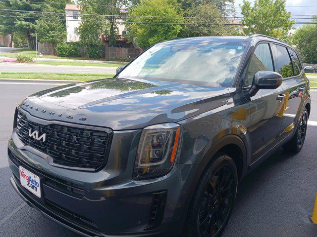 Photo of 2022 Gravity Grey Kia Telluride