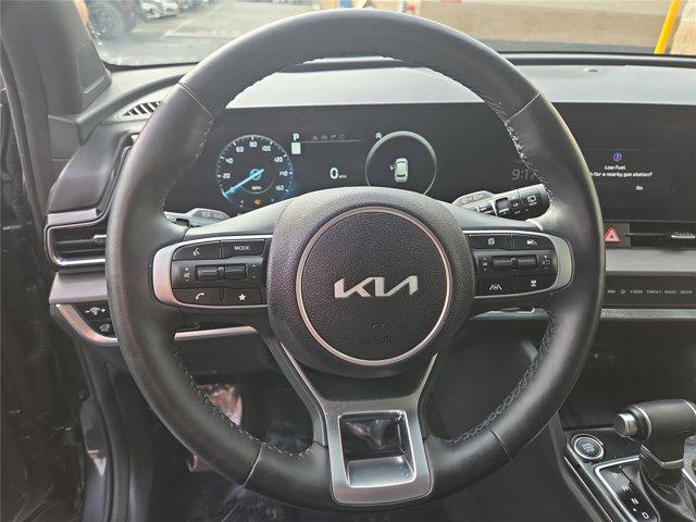 Photo of 2023 Gravity Gray Kia Sportage