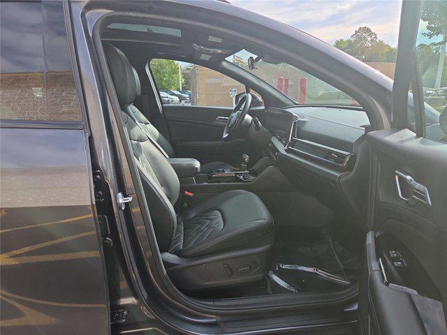 Photo of 2023 Gravity Gray Kia Sportage