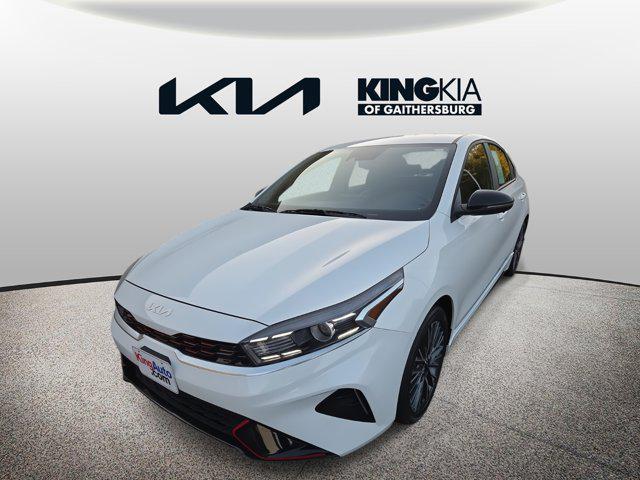 Photo of 2022 Snow White Pearl Kia Forte