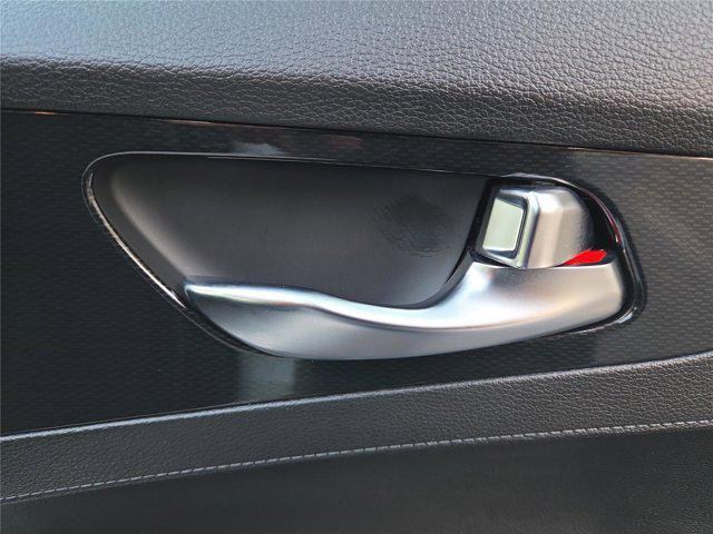 Photo of 2022 Snow White Pearl Kia Forte