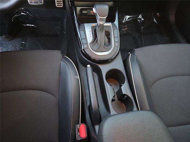 Photo of 2022 Snow White Pearl Kia Forte