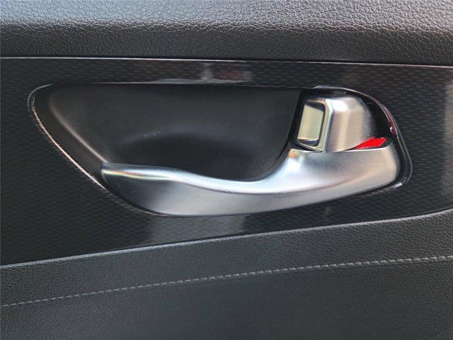 Photo of 2022 Snow White Pearl Kia Forte