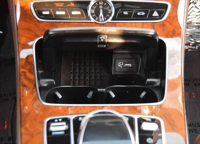 Photo of 2020 Lunar Blue Metallic Mercedes-Benz E-Class