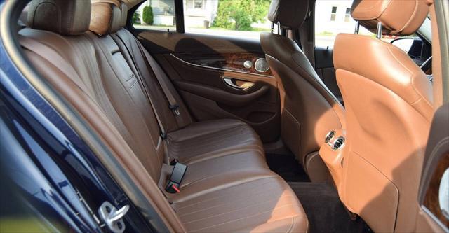Photo of 2020 Lunar Blue Metallic Mercedes-Benz E-Class