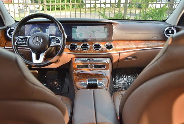 Photo of 2020 Lunar Blue Metallic Mercedes-Benz E-Class