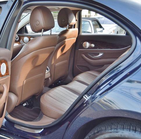 Photo of 2020 Lunar Blue Metallic Mercedes-Benz E-Class