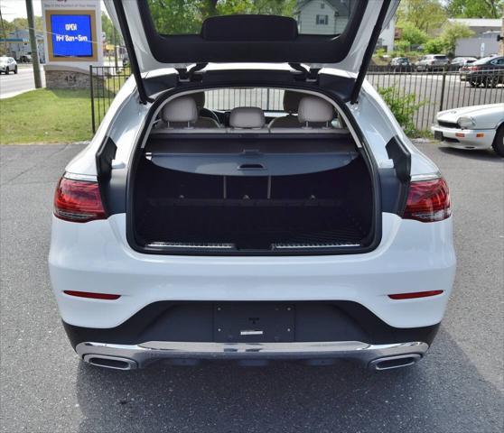 Photo of 2020 White Mercedes-Benz GLC 300