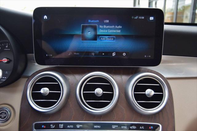 Photo of 2020 White Mercedes-Benz GLC 300