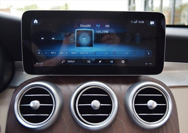 Photo of 2020 White Mercedes-Benz GLC 300