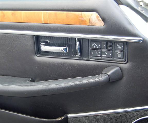 Photo of 1995 White Jaguar XJS