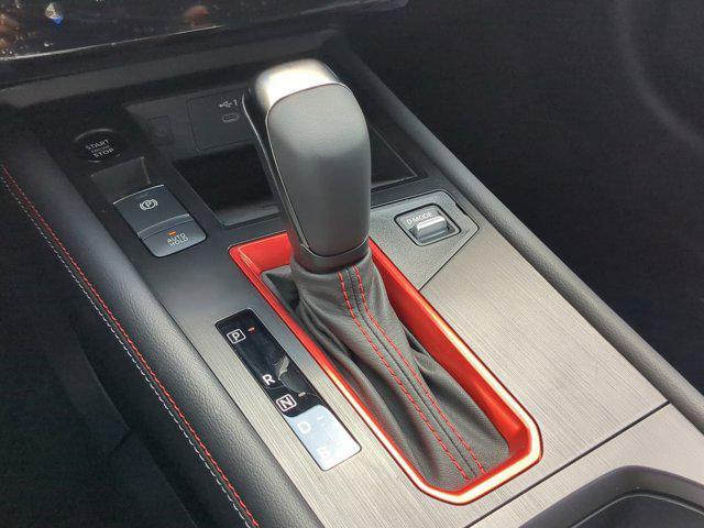 Photo of 2025 Aspen White Tricoat Nissan Kicks