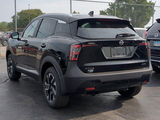 Photo of 2025 Super Black Nissan Kicks