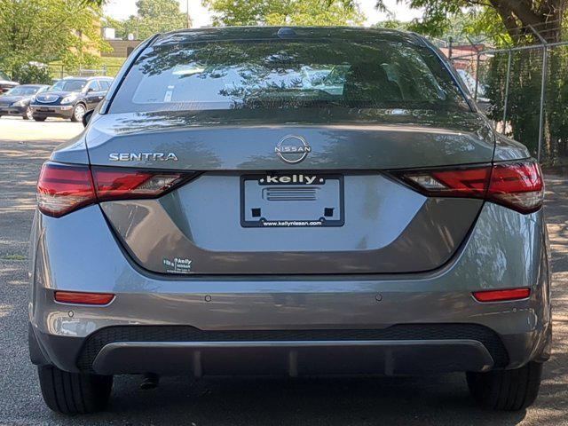 Photo of 2025 Gun Metallic Nissan Sentra