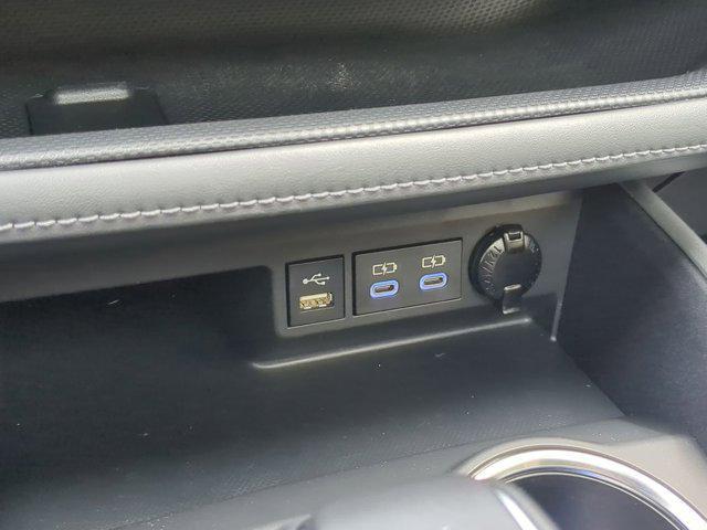 Photo of 2022 Magnetic Gray Metallic Toyota Highlander