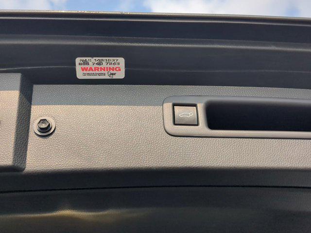 Photo of 2022 Magnetic Gray Metallic Toyota Highlander