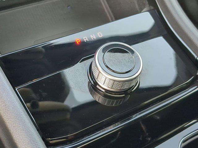 Photo of 2021 Silver Zynith Jeep Grand Cherokee L