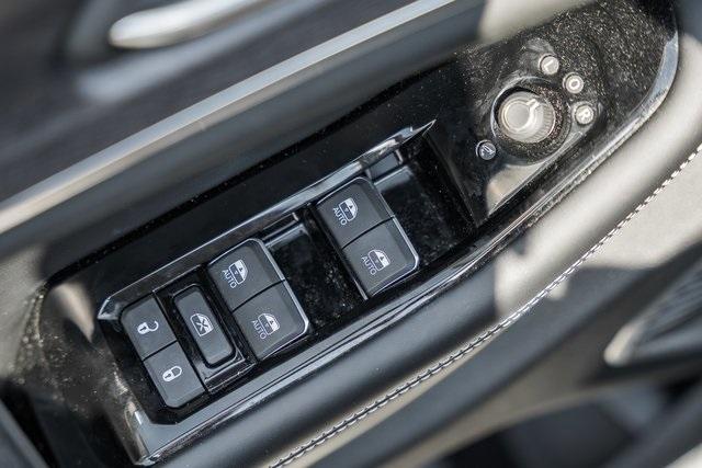 Photo of 2023 Diamond Black Jeep Grand Cherokee