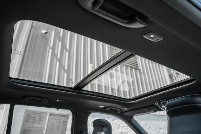 Photo of 2023 Diamond Black Jeep Grand Cherokee