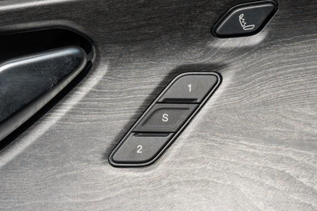 Photo of 2023 Diamond Black Jeep Grand Cherokee