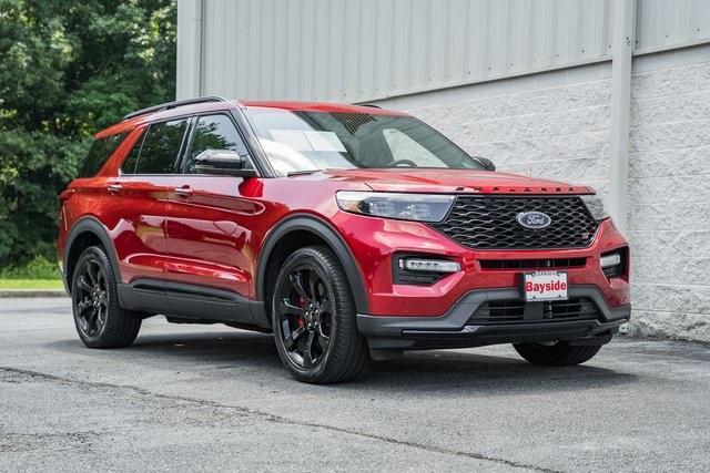 Photo of 2024 Rapid Red Metallic Tinted Clearcoat Ford Explorer