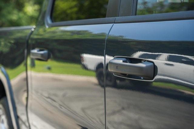 Photo of 2025 Blue Metallic RAM 1500