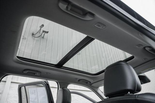 Photo of 2022 Diamond Black Jeep Grand Cherokee 4xe