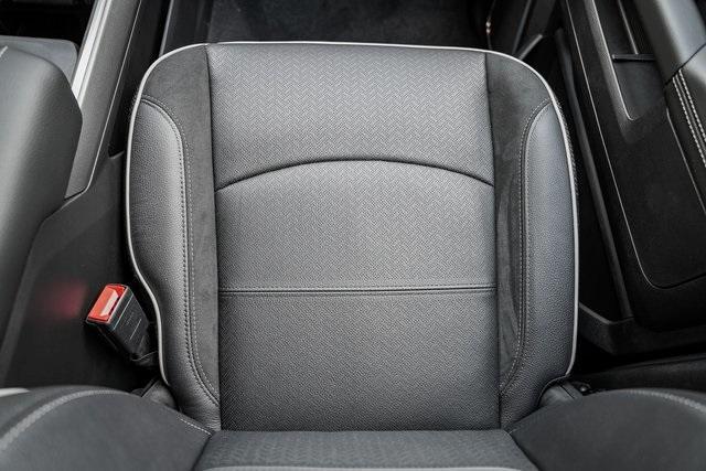 Photo of 2025 Granite Crystal Clearcoat Metallic RAM 2500