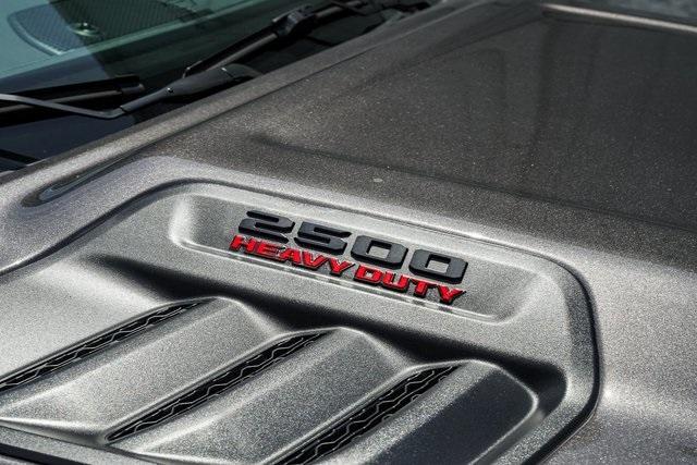 Photo of 2025 Granite Crystal Clearcoat Metallic RAM 2500