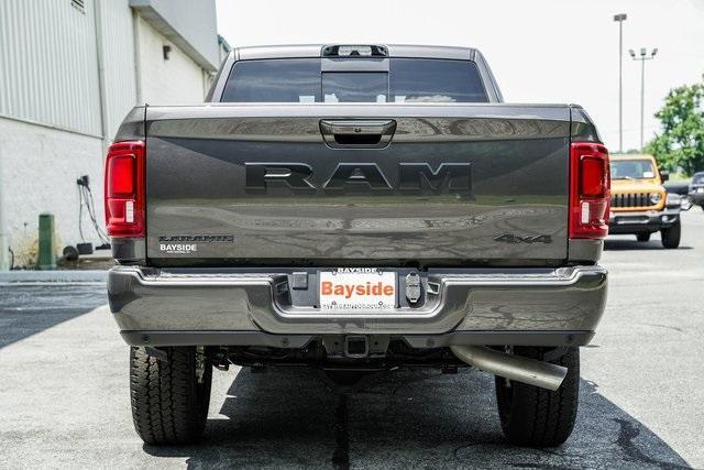 Photo of 2025 Granite Crystal Clearcoat Metallic RAM 2500