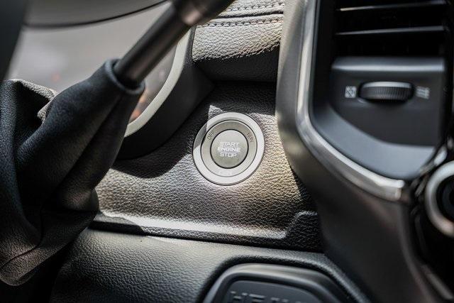 Photo of 2025 Granite Crystal Clearcoat Metallic RAM 2500