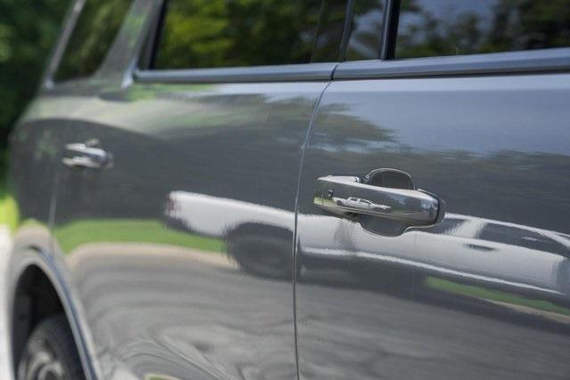 Photo of 2022 Destroyer Gray Clearcoat Dodge Durango