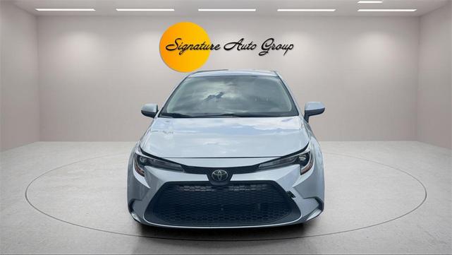 Photo of 2021 Silver Toyota Corolla
