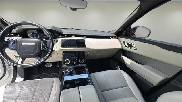 Photo of 2018 White Land Rover Range Rover Velar