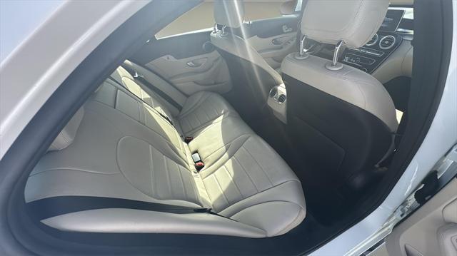 Photo of 2018 White Mercedes-Benz C-Class