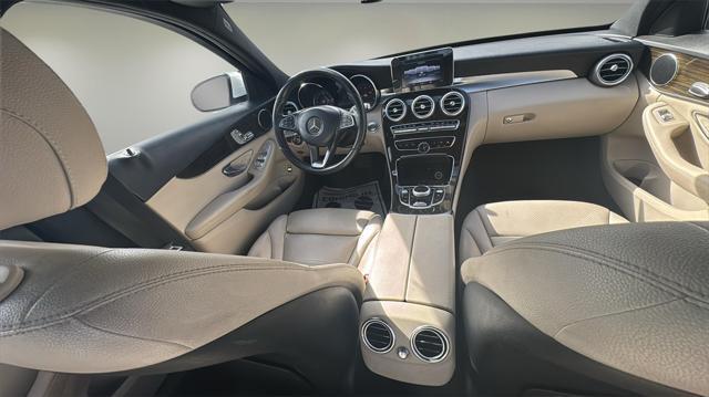 Photo of 2018 White Mercedes-Benz C-Class