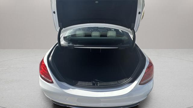 Photo of 2018 White Mercedes-Benz C-Class