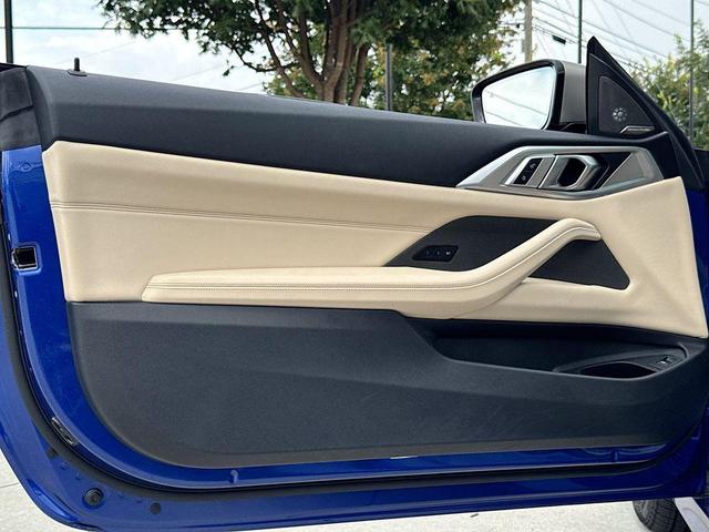 Photo of 2022 Portimao Blue Metallic BMW M440
