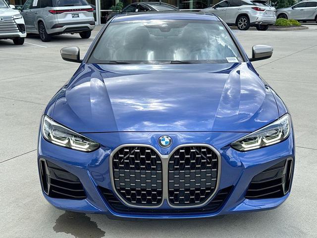 Photo of 2022 Portimao Blue Metallic BMW M440