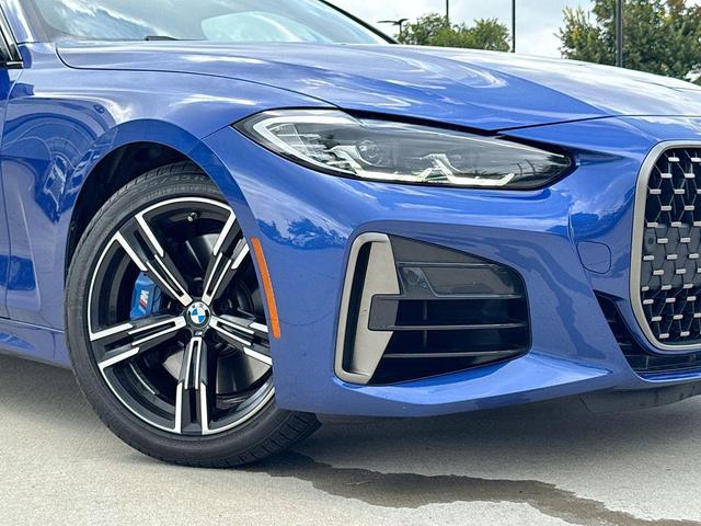 Photo of 2022 Portimao Blue Metallic BMW M440